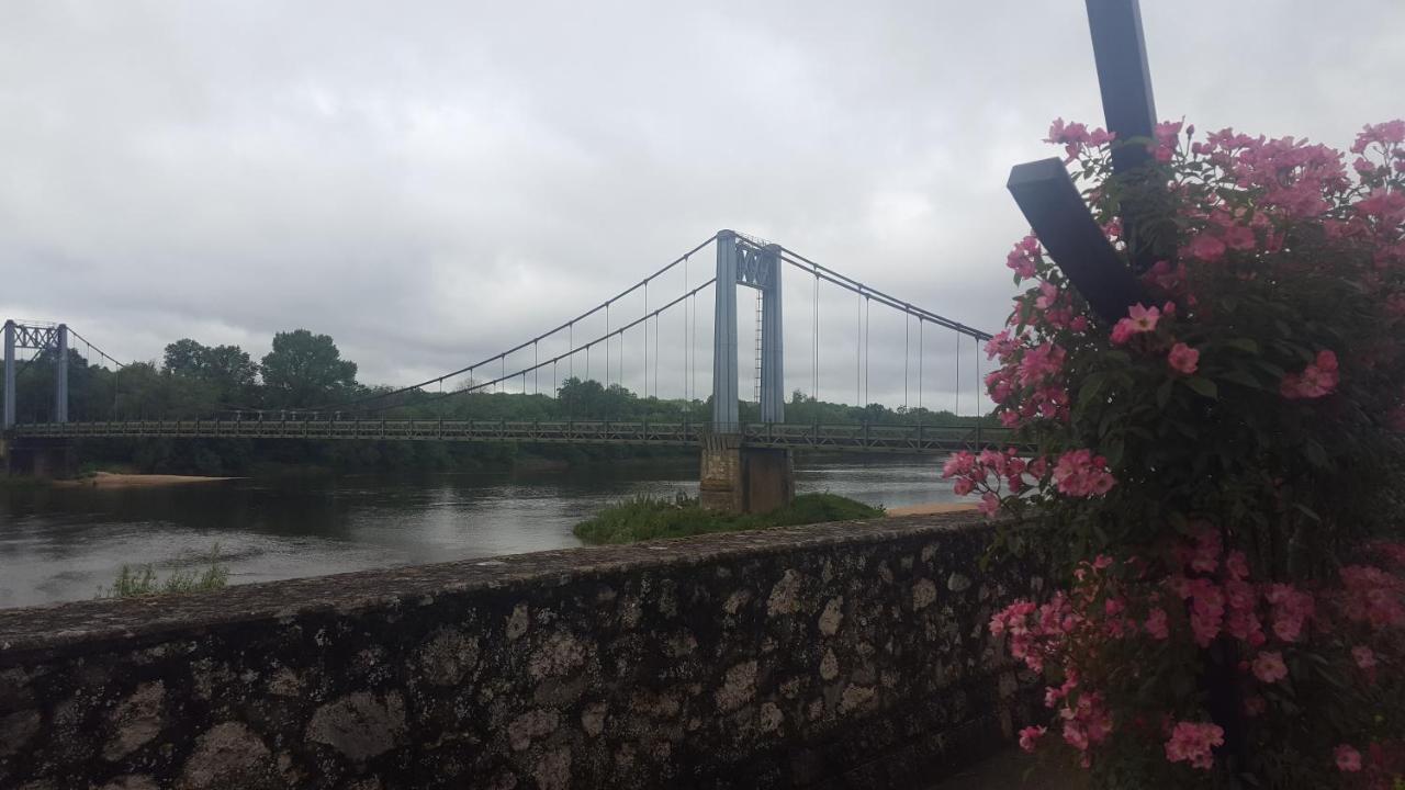 Апартаменты Le Cosy Loire Appart Les Rosiers-sur-Loire Экстерьер фото